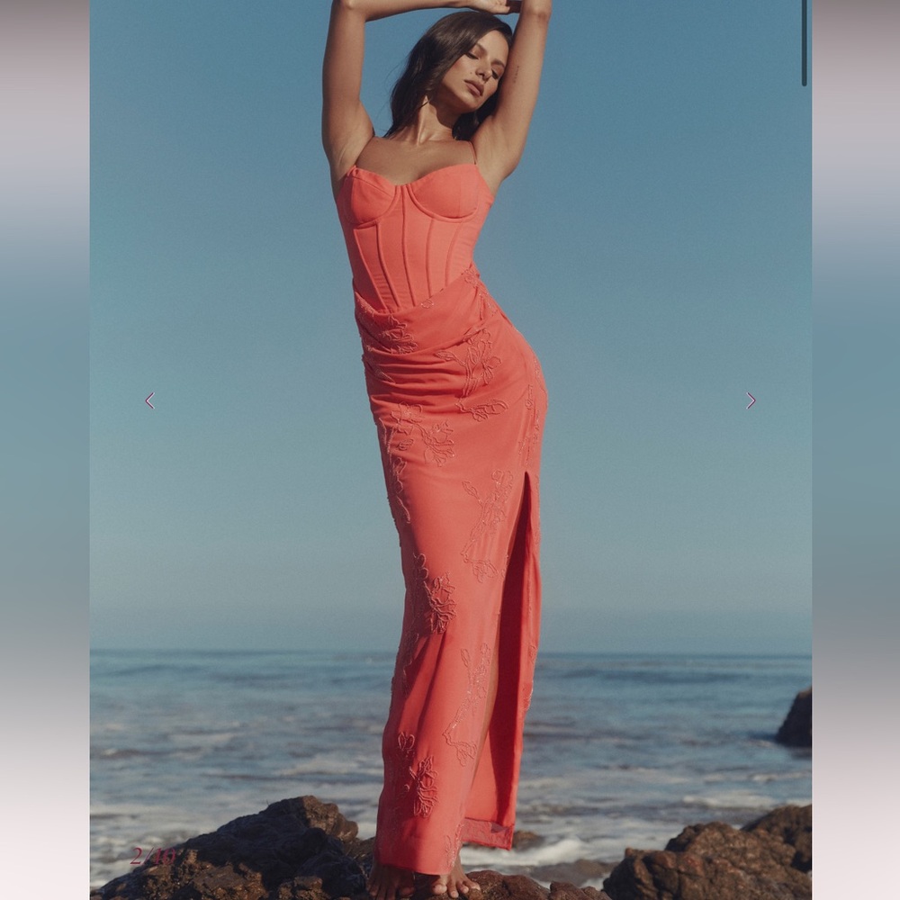 House of CB CARMELLA Coral Embellished Beaded Maxi Dress   XSmall (Plus) $299